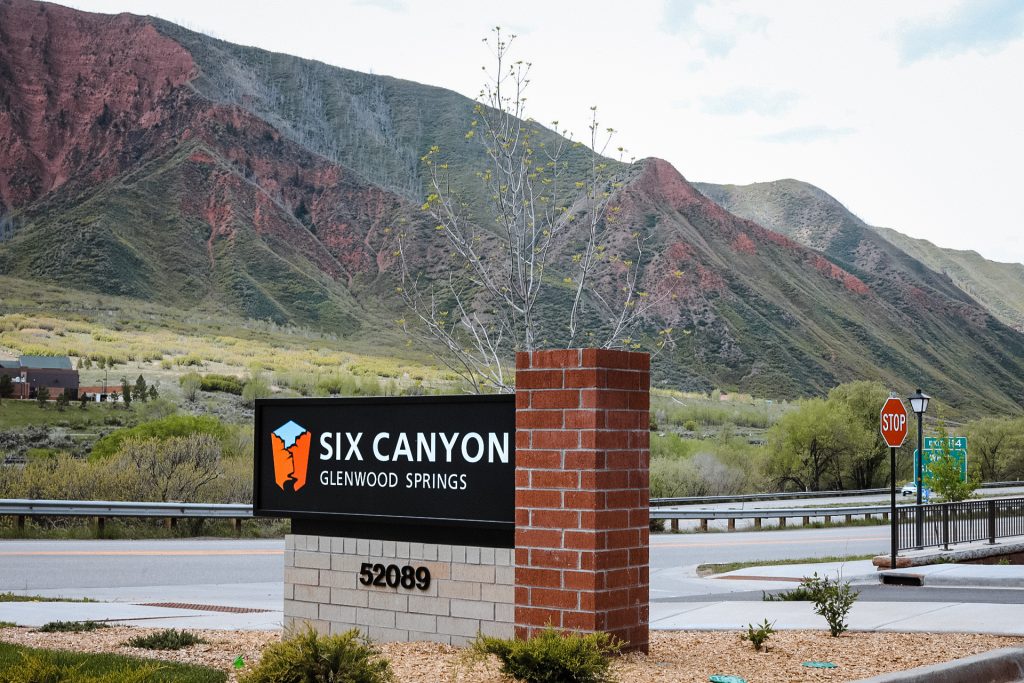 Six Canyon entrance